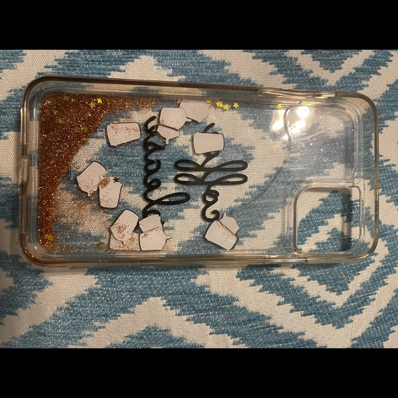 Velvet Caviar iPhone 11 pro max case - Picture 2 of 2